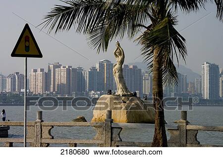 Stock Image - Fishergirl Statue, Zhuhai, Guangdong, China, 2008. Fotosearch