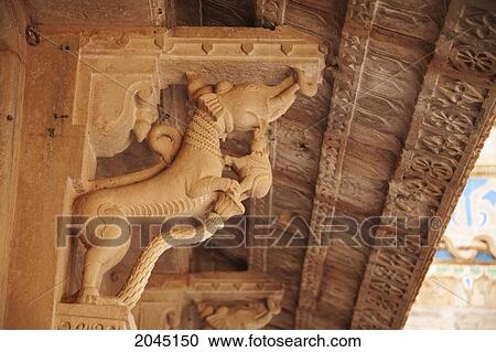 Fort: Balustrade In An Inner Courtyard Of The Man Singh Palace, Gwalior, Madhya Pradesh, India View Large Photo Image Stock Image - Fort: Balustrade In An Inner Courtyard Of The Man Singh Palace, Gwalior, Madhya Pradesh, India. Fotosearch
