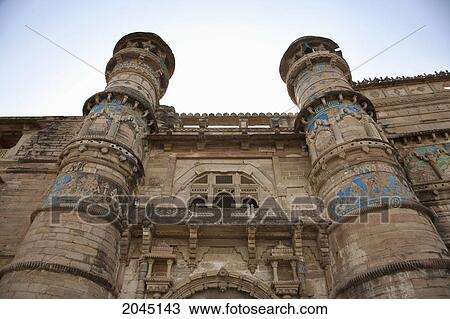 Fort: Elephant Gate To The Man Singh Palace, Gwalior, Madhya Pradesh, India View Large Photo Image Stock Image - Fort: Elephant Gate To The Man Singh Palace, Gwalior, Madhya Pradesh, India. Fotosearch
