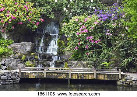 Fountain In Scenic Gardens View Large Photo Image Stock Photography - Fountain In Scenic Gardens. Fotosearch