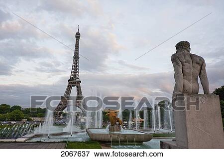 Fountains Of The Trocadero Gardens And Eiffel Tower, Paris, France View Large Photo Image Stock Photo - Fountains Of The Trocadero Gardens And Eiffel Tower, Paris, France. Fotosearch