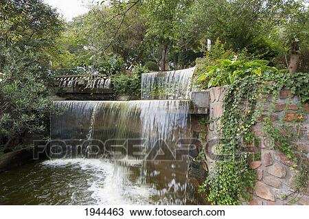 Stock Image - Fountains on Cerro San Bernardo, Salta, Argentina. Fotosearch