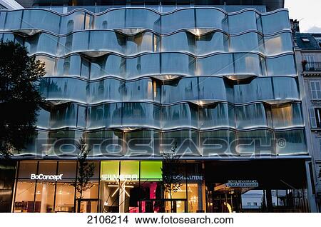 France, Hotel la Renaissance; Paris View Large Photo Image Picture - France, Hotel la Renaissance; Paris. Fotosearch