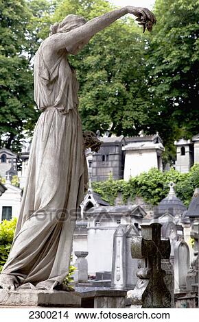 Picture - France, Montmartre cemetery; Paris. Fotosearch