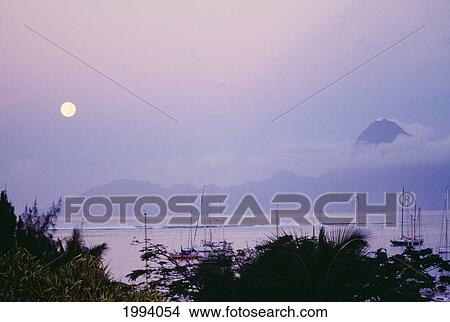 Picture - French Polynesia, Tahiti, Full Moon Over Moorea From Maeva Beach. Fotosearch