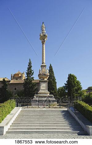 Fuente Del Triunfo Statue And Royal Hospital, Granada, Spain View Large Photo Image Stock Image - Fuente Del Triunfo Statue And Royal Hospital, Granada, Spain. Fotosearch