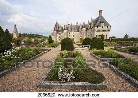 Gardens Of The Chateau De Langeais, Langeais, Indre-Et-Loire, France View Large Photo Image Stock Image - Gardens Of The Chateau De Langeais, Langeais, Indre-Et-Loire, France. Fotosearch