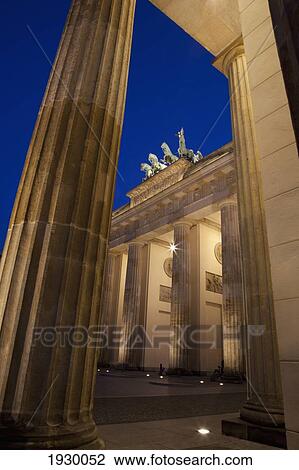 Germany, Brandenburg Gate at night; Berlin View Large Photo Image Stock Image - Germany, Brandenburg Gate at night; Berlin. Fotosearch