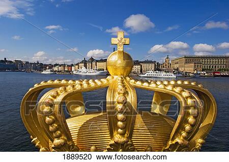 Stock Image - Golden Crown On Skeppsholmsbron Bridge.. Fotosearch