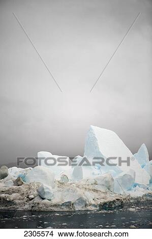 Picture - Greenland, Icefjord; Ilulissat, Unesco World Heritage Site. Fotosearch