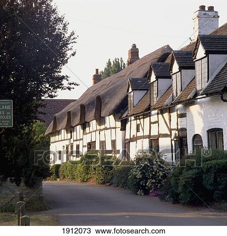 Half Timber Building, Stratford-Upon-Avon, Stratford Upon Avon, Warwickshire, England. View Large Photo Image Stock Image - Half Timber Building, Stratford-Upon-Avon, Stratford Upon Avon, Warwickshire, England.. Fotosearch