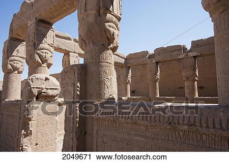 Stock Image - Hathor's Kiosk On The Roof Of The Temple Of Hathor, Dendera, Qina, Egypt. Fotosearch