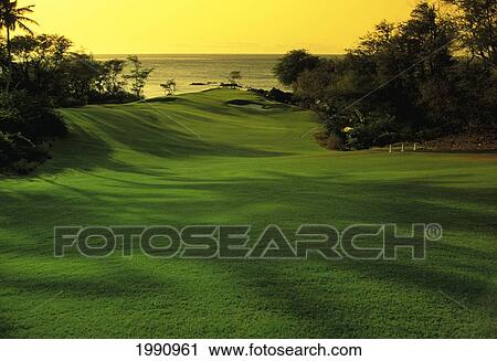 Stock Image - Hawaii, Big Island, Kohala Coast, Mauna Kea Beach Resort, Mauna Kea Golf Course. Fotosearch