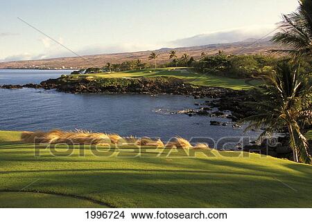 Picture - Hawaii, Big Island, Mauna Kea Golf Course, 3Rd Hole. Fotosearch