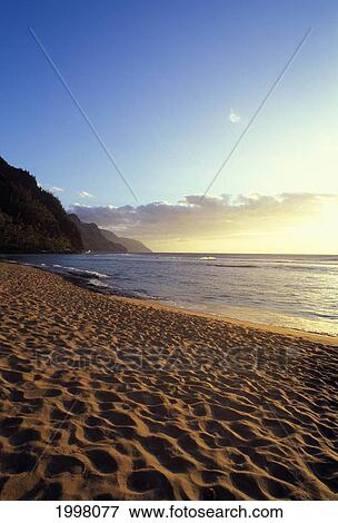 Hawaii, Kauai, Na Pali Coast, Haena Beach At Sunset View Large Photo Image Stock Photo - Hawaii, Kauai, Na Pali Coast, Haena Beach At Sunset. Fotosearch