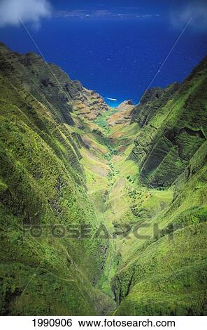 Stock Photograph - Hawaii, Kauai, North Shore, Aerial Of Na Pali Coast, Looking Towards Ocean. Fotosearch