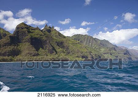 Stock Photography - Hawaii, Kauai, The Na Pali coastline, View from the ocean.. Fotosearch