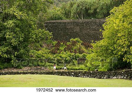 Stock Image - Hawaii, Maui, Hana, Kahanu Gardens And Pi'ilani Heiau. /N(Editorial Use Only).. Fotosearch
