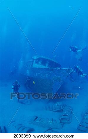 Hawaii, Maui, Many Divers At Wreck Of St Anthony, Clear Blue, Pacific Ocean View Large Photo Image Stock Image - Hawaii, Maui, Many Divers At Wreck Of St Anthony, Clear Blue, Pacific Ocean. Fotosearch