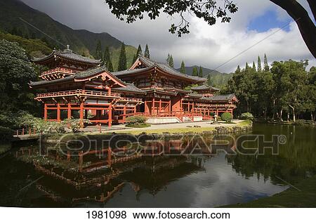 Stock Photo - Hawaii, Oahu, Ahuimanu Valley, Valley Of The Temples, Byodo-In Temple, Reflection In Pond.. Fotosearch