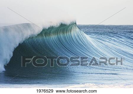 Stock Photo - Hawaii, Oahu, Beautiful Wave Breaking.. Fotosearch