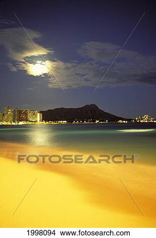 Picture - Hawaii, Oahu, Diamond Head And Waikiki Beach Evening Shot With Moon. Fotosearch