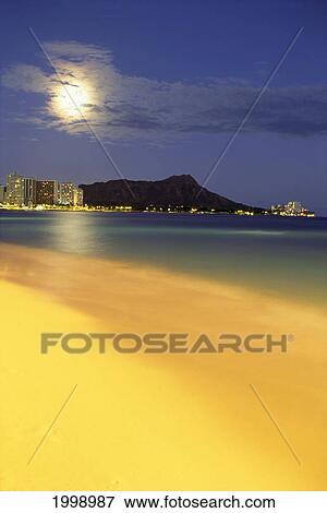 Hawaii, Oahu, Full Moon Over Diamond Head And Waikiki Beach, B1514 View Large Photo Image Stock Photo - Hawaii, Oahu, Full Moon Over Diamond Head And Waikiki Beach, B1514. Fotosearch