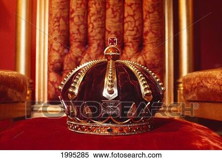 Hawaii, Oahu, Honolulu, Bishop Museum, Crown Of King Kalakaua View Large Photo Image Stock Photography - Hawaii, Oahu, Honolulu, Bishop Museum, Crown Of King Kalakaua. Fotosearch