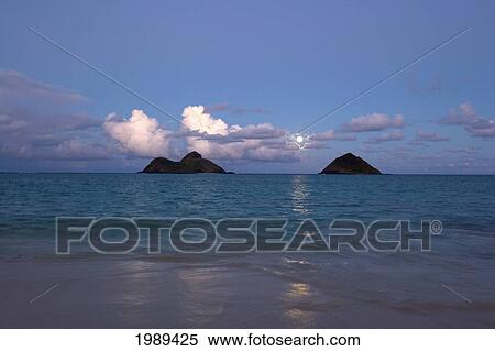 Stock Photography - Hawaii, Oahu, Lanikai, Sunrise With The Mokulua Islands In The Distance.. Fotosearch