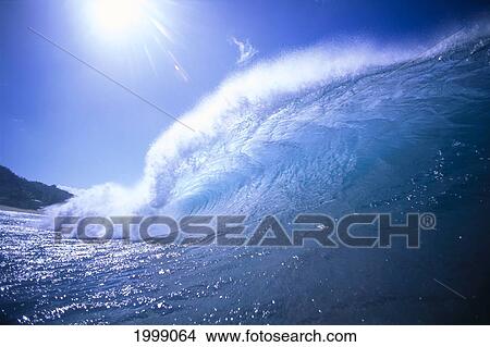 Picture - Hawaii, Oahu, North Shore, Pipeline, Wave Curling, Sun Shining B1467. Fotosearch