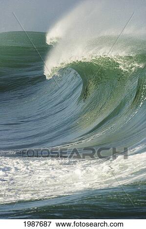 Stock Photo - Hawaii, Oahu, North Shore, Wild Winter Wave.. Fotosearch
