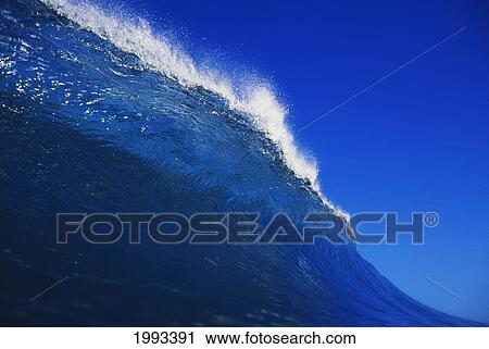 Stock Image - Hawaii, Oahu, Perfect Wave On The North Shore.. Fotosearch