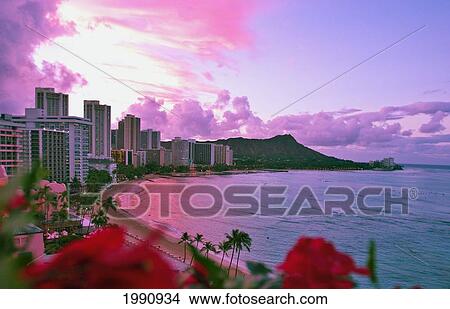 Picture - Hawaii, Oahu, Sunrise View At Waikiki, [For Use Up To 13X20 Only]. Fotosearch