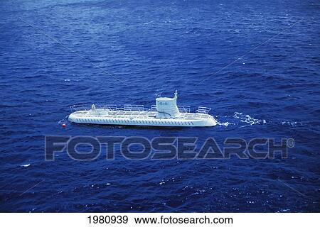 Stock Photo - Hawaii, Oahu, Waikiki, Atlantis Sub Topside Coming Out Of Water, View From Above.. Fotosearch