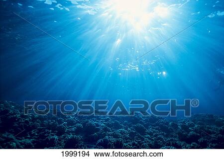 Picture - Hawaii, Sunburst Over Shallow Reef, B1902. Fotosearch