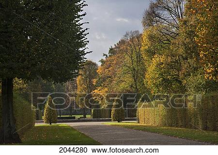 Stock Image - Herrenhausen Gardens, Hannover, Lower Saxony, Germany. Fotosearch