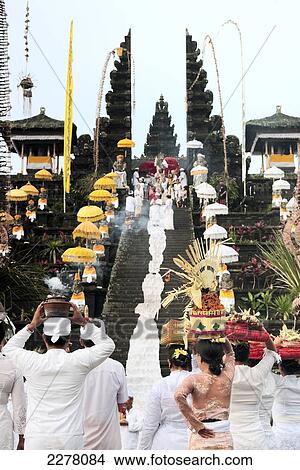 Hindu ceremony; Bali View Large Photo Image Picture - Hindu ceremony; Bali. Fotosearch