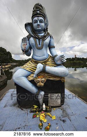 Stock Photograph - HINDU TEMPLES AT GRAND BASSIN MAURITIUS. Fotosearch