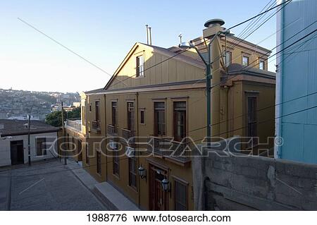 House On Cerro Concepcion, Valparaiso, Valparaiso Region, Chile View Large Photo Image Stock Photograph - House On Cerro Concepcion, Valparaiso, Valparaiso Region, Chile. Fotosearch