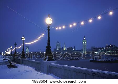 Houses Of Parliament And Thames In Snow View Large Photo Image Picture - Houses Of Parliament And Thames In Snow. Fotosearch