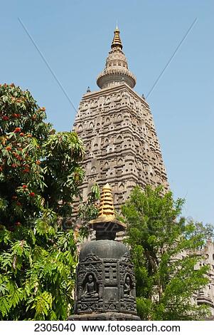 Stock Image - India, Bihar, Exterior of Mahabodhi Temple; Bodhgaya. Fotosearch