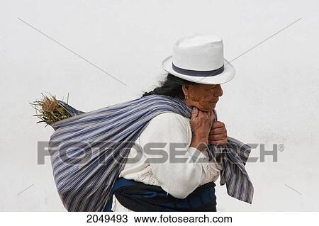 Stock Image - Indian Woman, Cuenca, Azuay, Ecuador. Fotosearch