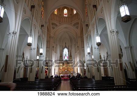Picture - Interior of Parroquia Virgen del Carmen, Vina del Mar, Chile. Fotosearch
