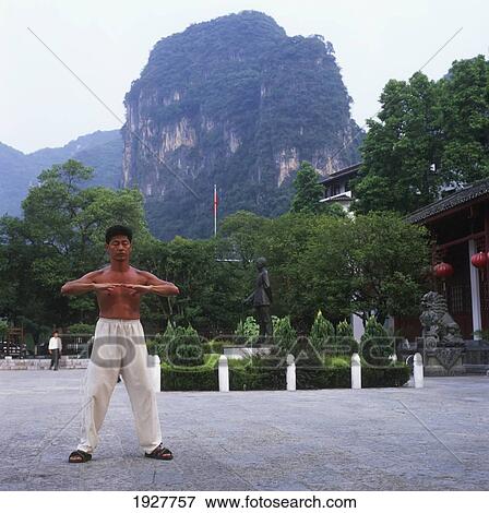 Stock Photo - James Wong, Tai Chi 4. Fotosearch