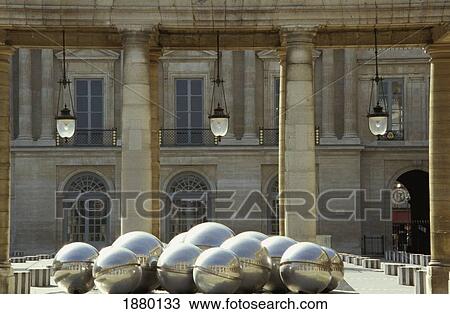Stock Image - Jardin Du Palais Royal. Fotosearch