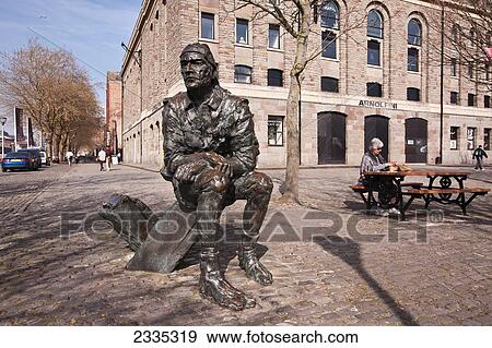 Stock Photo - John Cabot Statue In Front Of Arnolfini Arts Gallery, Harborside; Bristol, England, Uk. Fotosearch