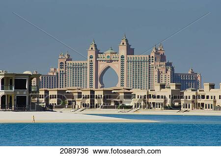 Jumeirah Palm Hotel, Dubai, Uae View Large Photo Image Stock Photograph - Jumeirah Palm Hotel, Dubai, Uae. Fotosearch