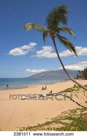 Stock Image - Kamaole I Beach; Kihei, Maui, Hawaii, United States of America. Fotosearch