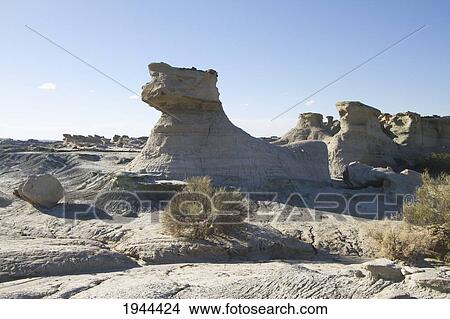 Picture - La Esfinge Formation, Valle de la Luna (Moon Valley), Ischigualasto Natural Park, San Juan, Argentina. Fotosearch