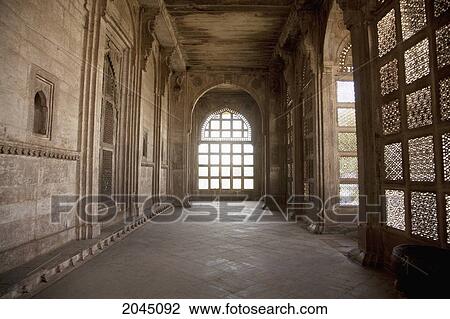 Stock Image - Latticed Windows At The Tomb Of Mohammed Gaus, Gwalior, Madhya Pradesh, India. Fotosearch